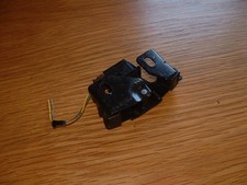 PEUGEOT 406 GENUINE  BOOT TAILGATE TRUNK CENTRAL LOCKING MOTOR AND LOCK BRACKET