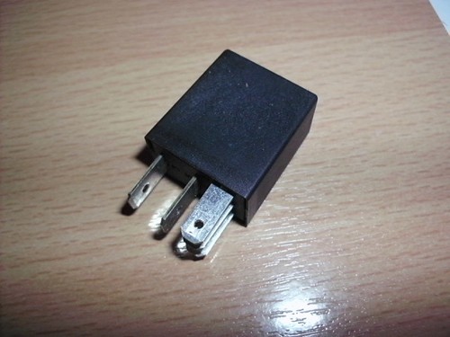 Relay cartier 7700414484 - relay,
