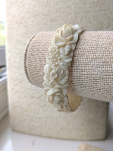 Vintage cream coloured - vintage,