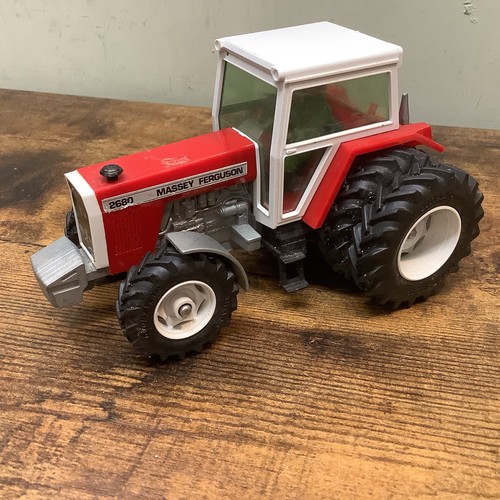 Britains massey ferguson - massey,
