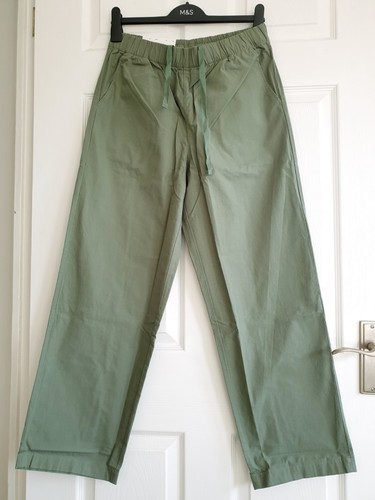 Bnwt uniqlo women relaxed - women's,