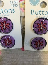 2 Cards La Mode - 4  Flower Purple/Orange --Lucite Buttons