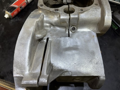 Triumph t120 crank cases - triumph,