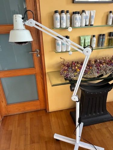 Beauty lamp infra red