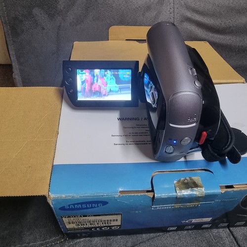 Samsung d381 mini dv - vp-d381,