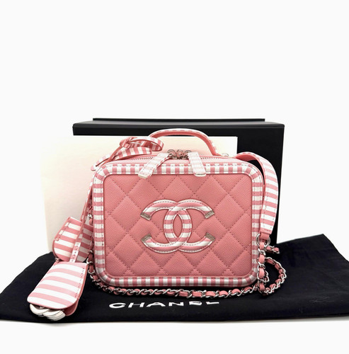 Chanel small filigree - chanel,