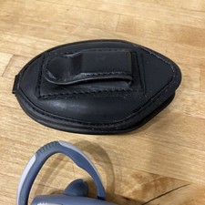 Vintage O2 Blue Wireless Bluetooth headset and pouch not tested