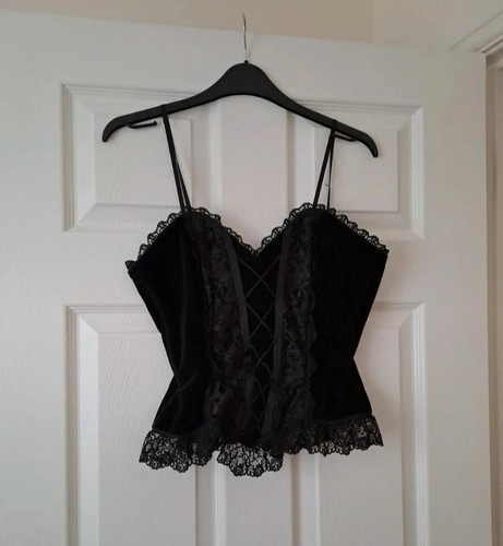 Caroline walker size vinted - caroline,