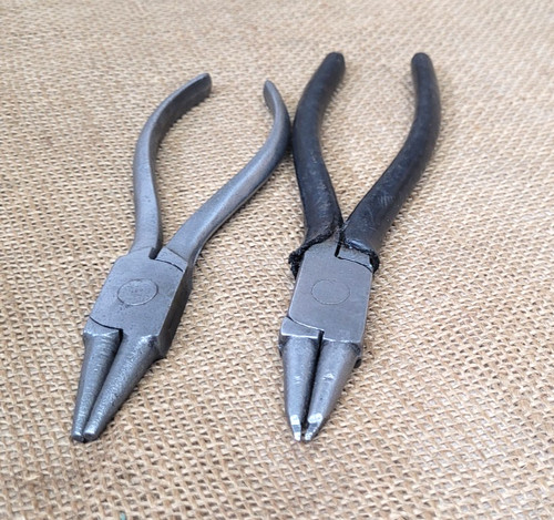 Circlip pliers vintage arrow