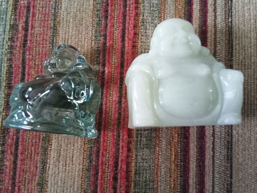 Two miniature buddhas - two,