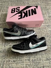 Size 7 - Nike SB Dunk Low Pro