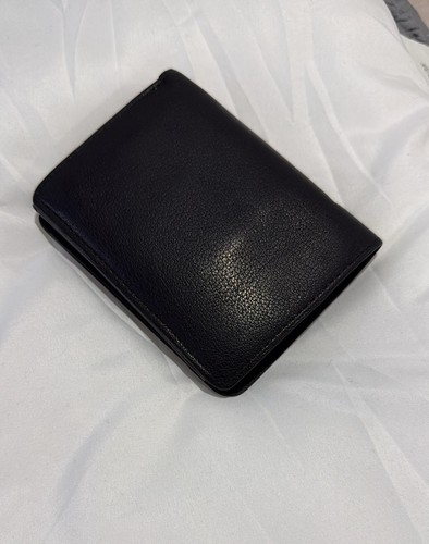 Black leather bifold - black,