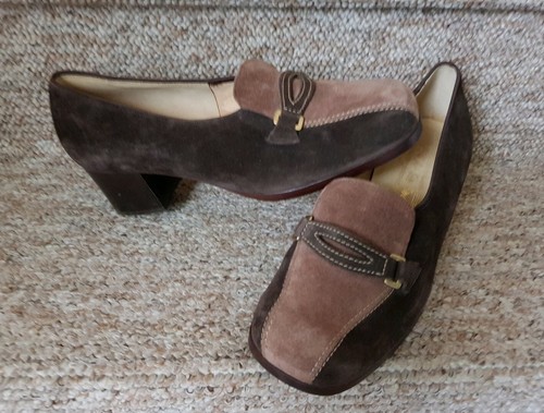 Ladies woman curator - woman, brown