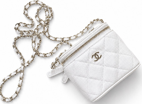 Chanel small vanity - chanel,