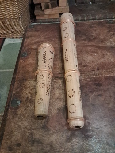 Pair african wind - of,