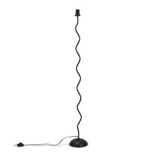 Black Metal Wiggle Floor Lamp