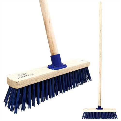 Heavy duty outdoor broom - heavy,
