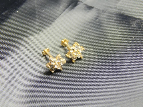 Ear studs earrings - ,