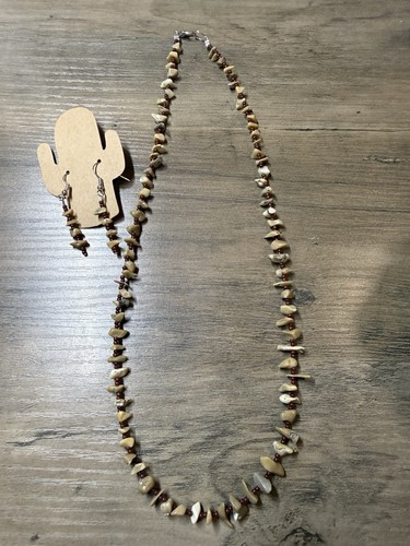 Handmade bead necklace - 21”,
