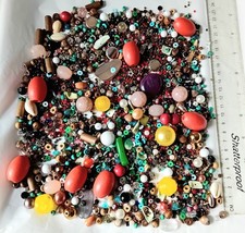 Job Lot - 300g Assorted beads findings for jewellery making, Crafts Etc Z101