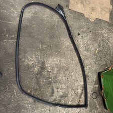 BMW E46 3 series Coupe Drivers Right Front Door Entrace Seal Black rubber