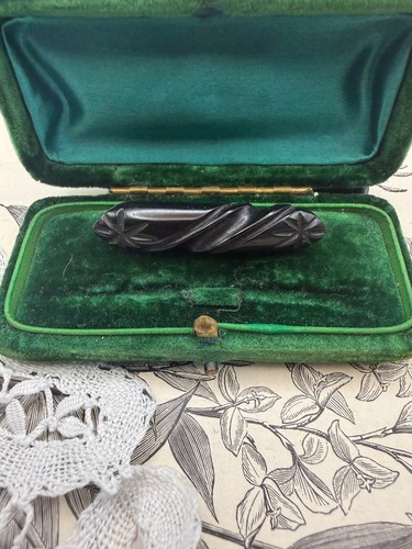 Antique victorian whitby jet - 2,