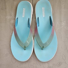 Skechers on the Go Nextwave