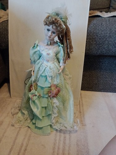 Suzanne porcelain doll - suzanne,
