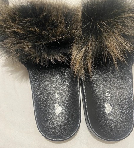 Sexy fur trimmed slider - fur,