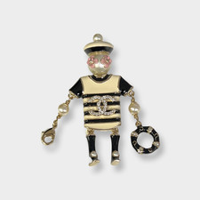 Chanel Women's CC Logo Enamel