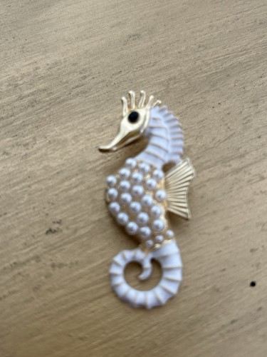 Yellow and white metal - metal,