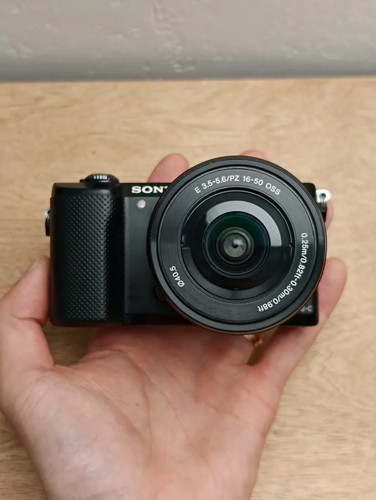 Sony alpha a5000 - alpha,