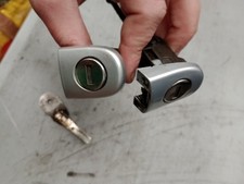 AUDI TT MK1 8N RIGHT LEFT SIDE DOOR LOCK 2 X  KEY BARRELS SILVER