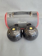 Vitalite 2 1/4 bias lawn bowls