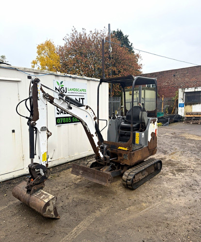 Bobcat e19 mini digger 2019
