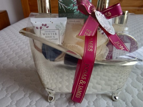 Jonas james winter berry - jonas, &