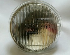  TRACTOR SEALED BEAM HEADLIGHT