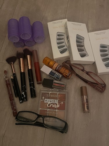 Makeup joblot job - joblot, lot