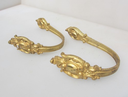 Antique brass curtain tie - brass,