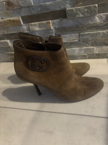 Genuine gucci brown suede - gucci,