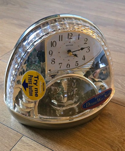 Rhythm dynamic wave clock - dynamic,