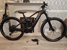 Stunning Cube Stereo Carbon