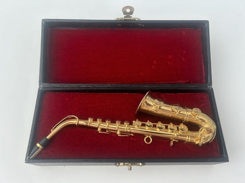 Vintage miniature model - vintage,