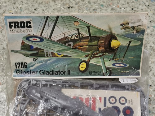 Vintage frog f206 gloster - vintage,