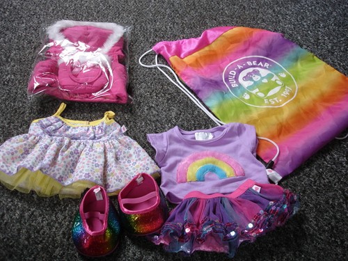 Job lot build bear clothing - a,