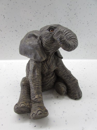 The herd elephant ornament - herd,