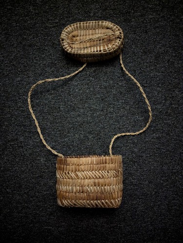 Small oval woven wicker - small,