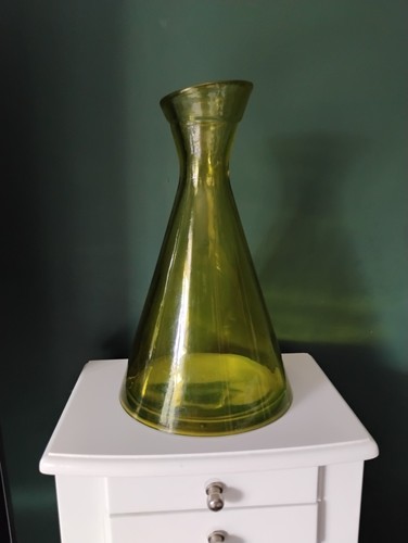 Vtg art glass decanter olive - ,