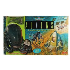 Aliens Transforming Action Set