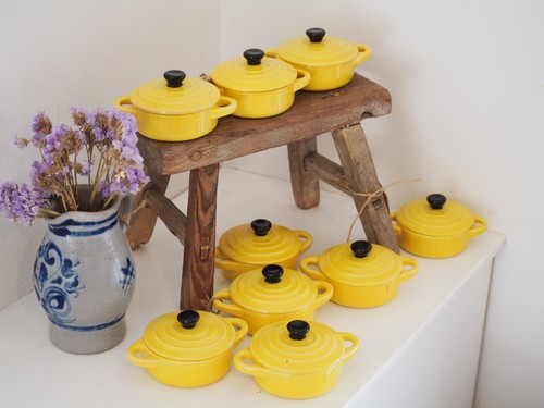 Vintage small yellow - small,